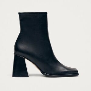 Alohas South Black Leather Ankle Boots